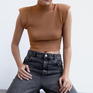 Shoulder Top